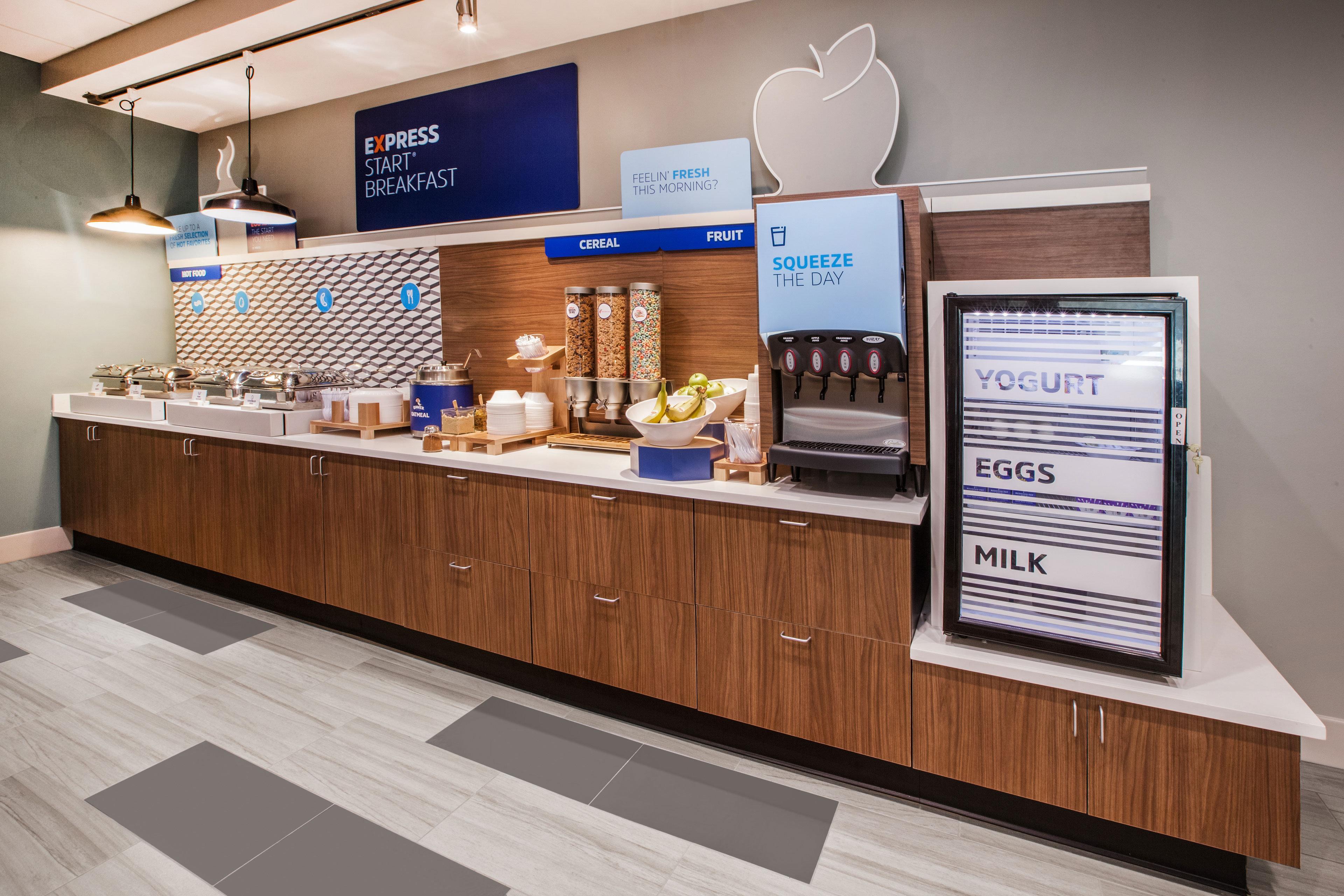 Holiday Inn Express Jamestown By Ihg Экстерьер фото